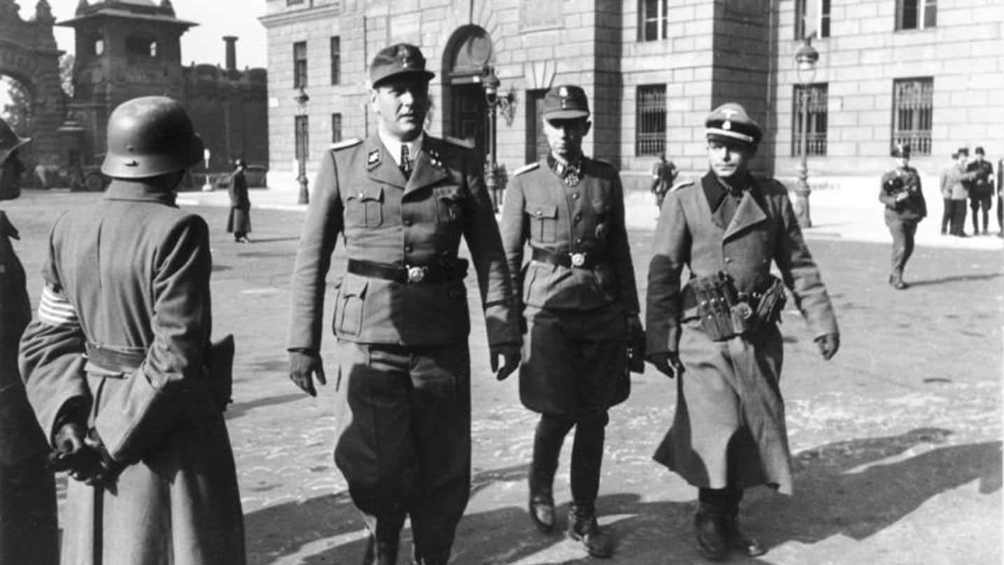 Otto Skorzeny (left) and Adrian von Fölkersam (right) in Budapest, 16 October 1944. Credit: Wikimedia Commons