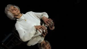 Hungarian holocaust survivor Eva Fahidi, 90, performs on stage at the Vigszinhaz theater in Budapest on 15 January, 2016 (Peter Kohalmi/AFP)